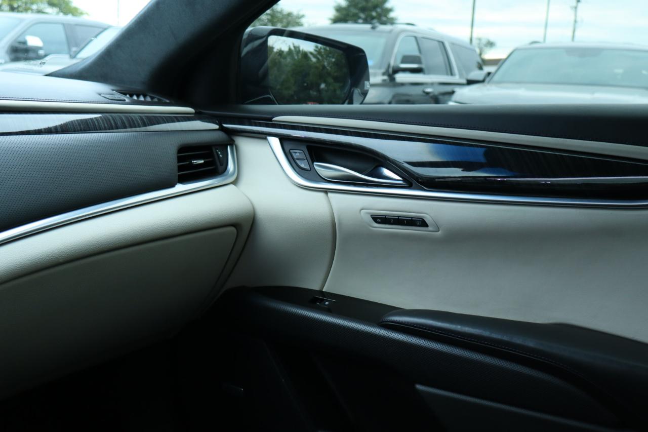 Cadillac XTS Vsport Platinum 4D Sedan AWD 2014