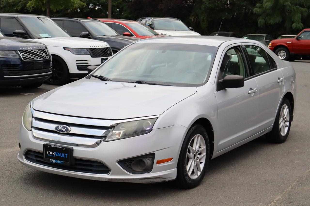 Ford Fusion S 2010