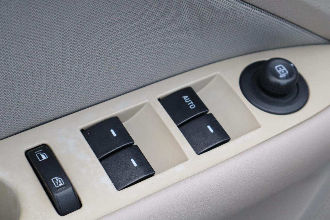 Ford Fusion S 2010