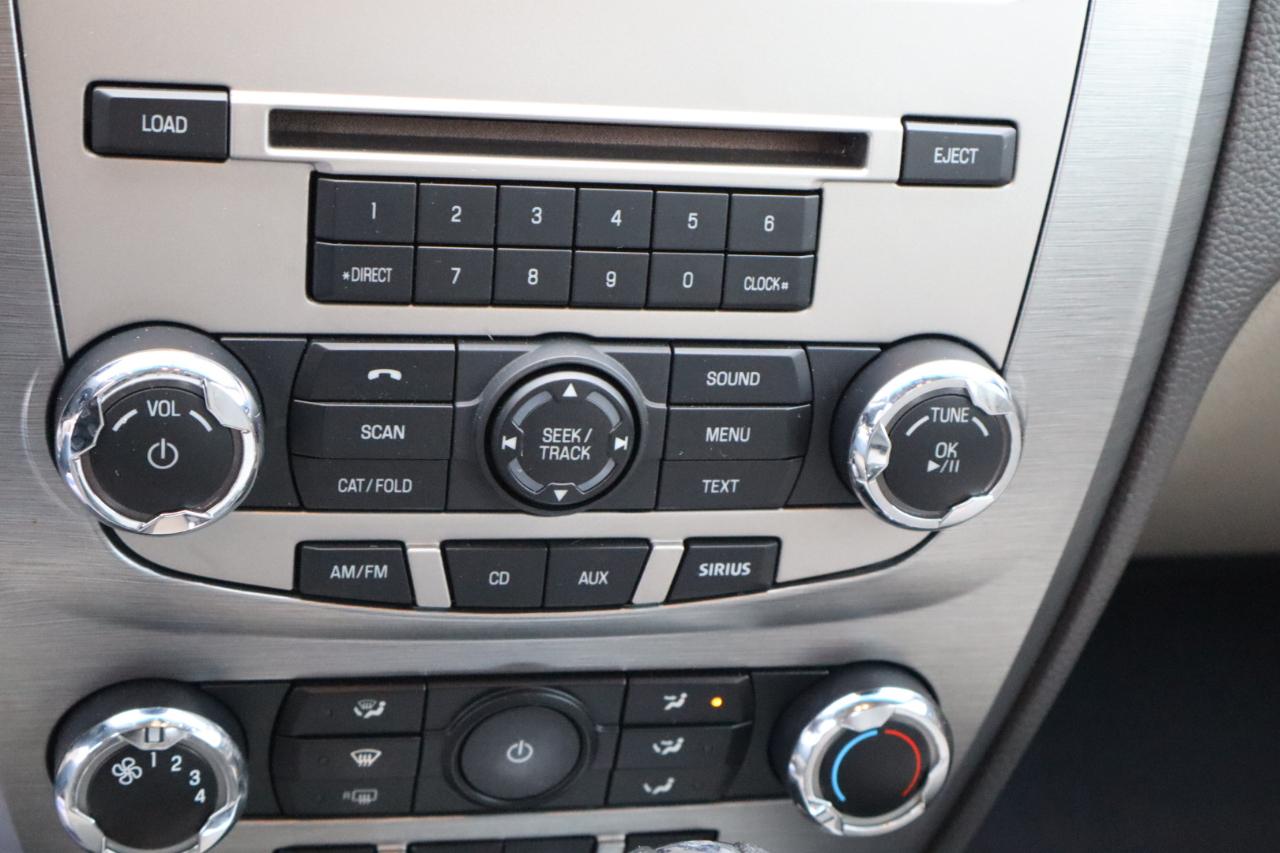 Ford Fusion S 2010