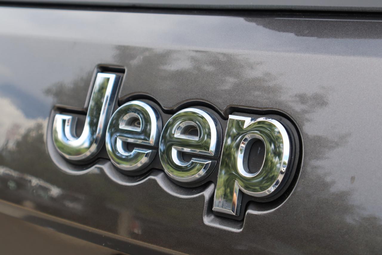 Jeep Grand Cherokee Overland 4WD 2019