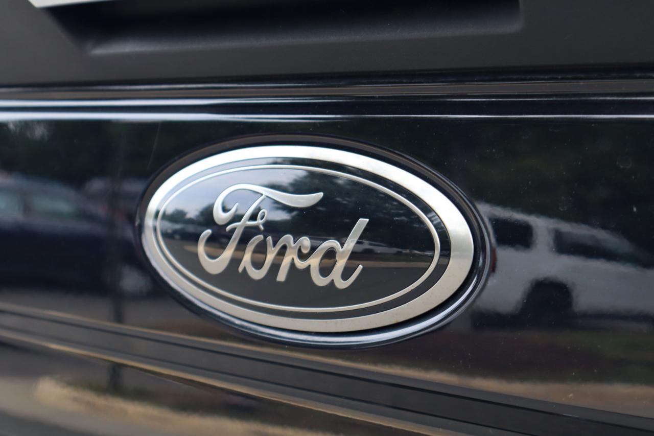 Ford F-250 SD Lariat Crew Cab 4WD 2021