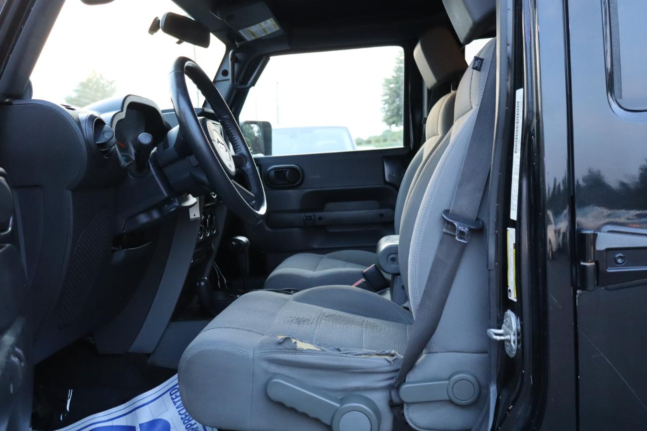 Jeep Wrangler Unlimited Sahara 4WD 2007