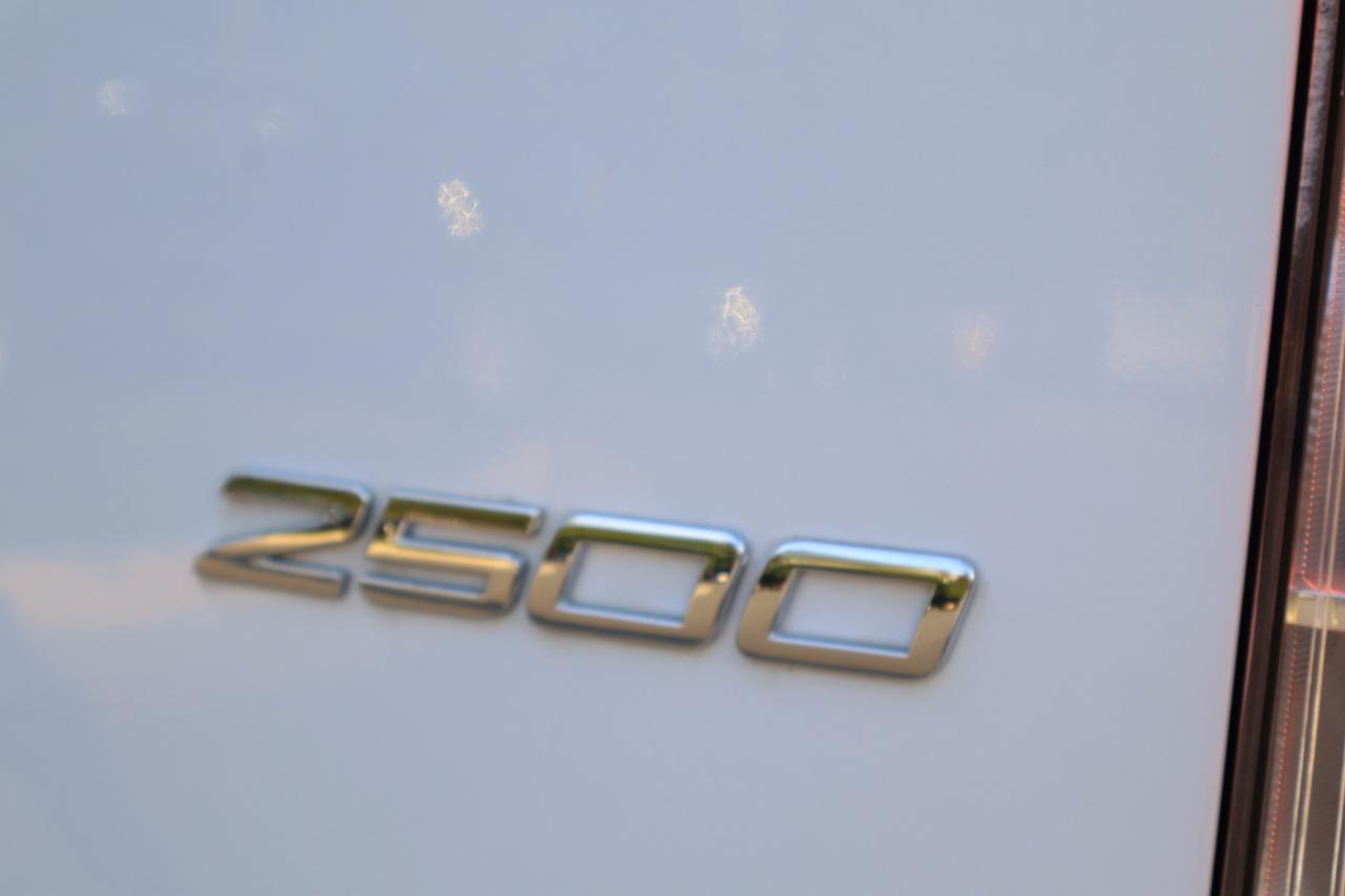 Mercedes-Benz Sprinter 2500 144-in. WB 2024