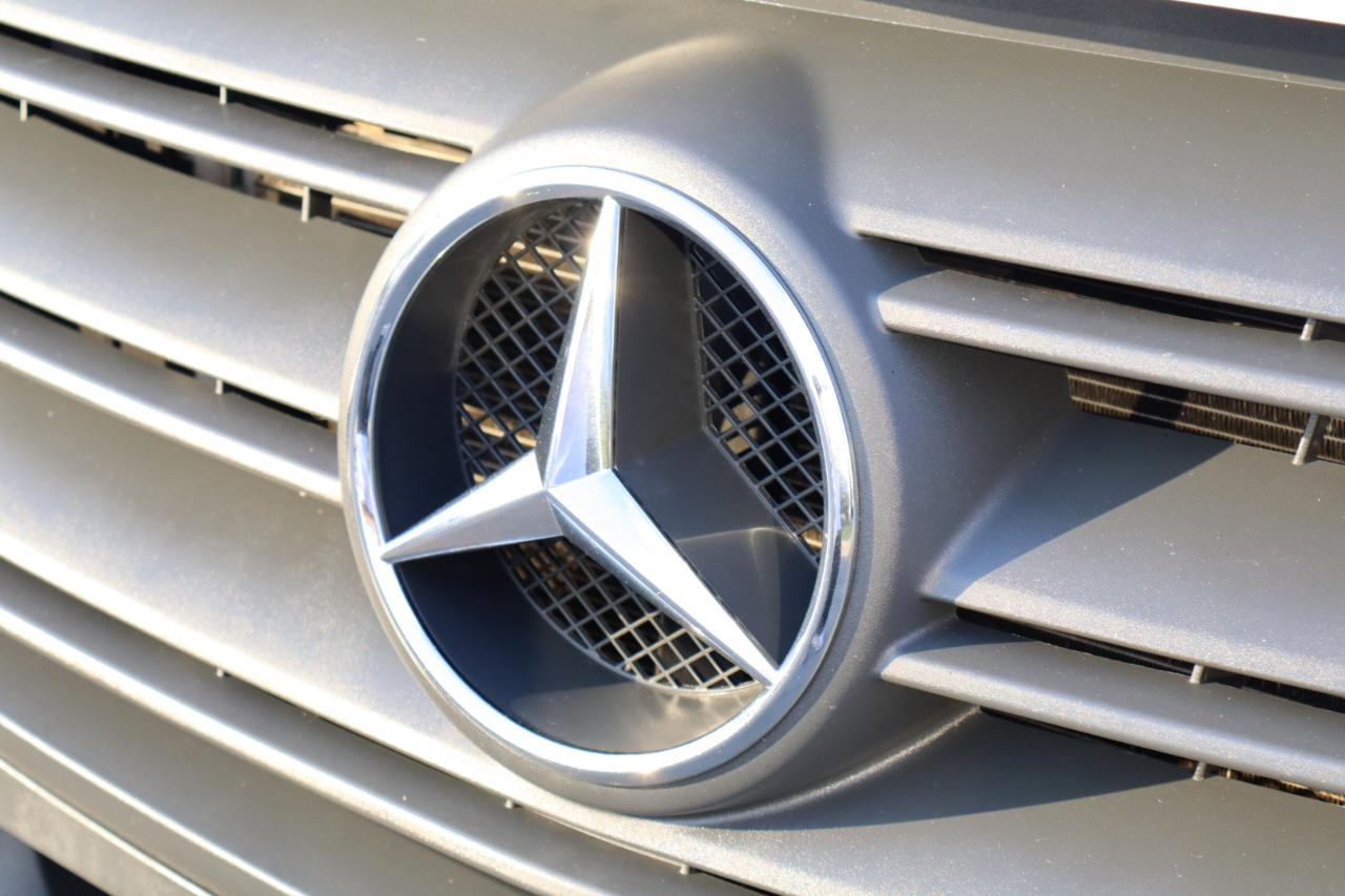 Mercedes-Benz Sprinter 2500 144-in. WB 2024