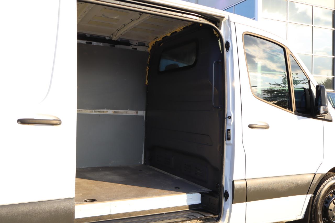 Mercedes-Benz Sprinter 2500 144-in. WB 2024