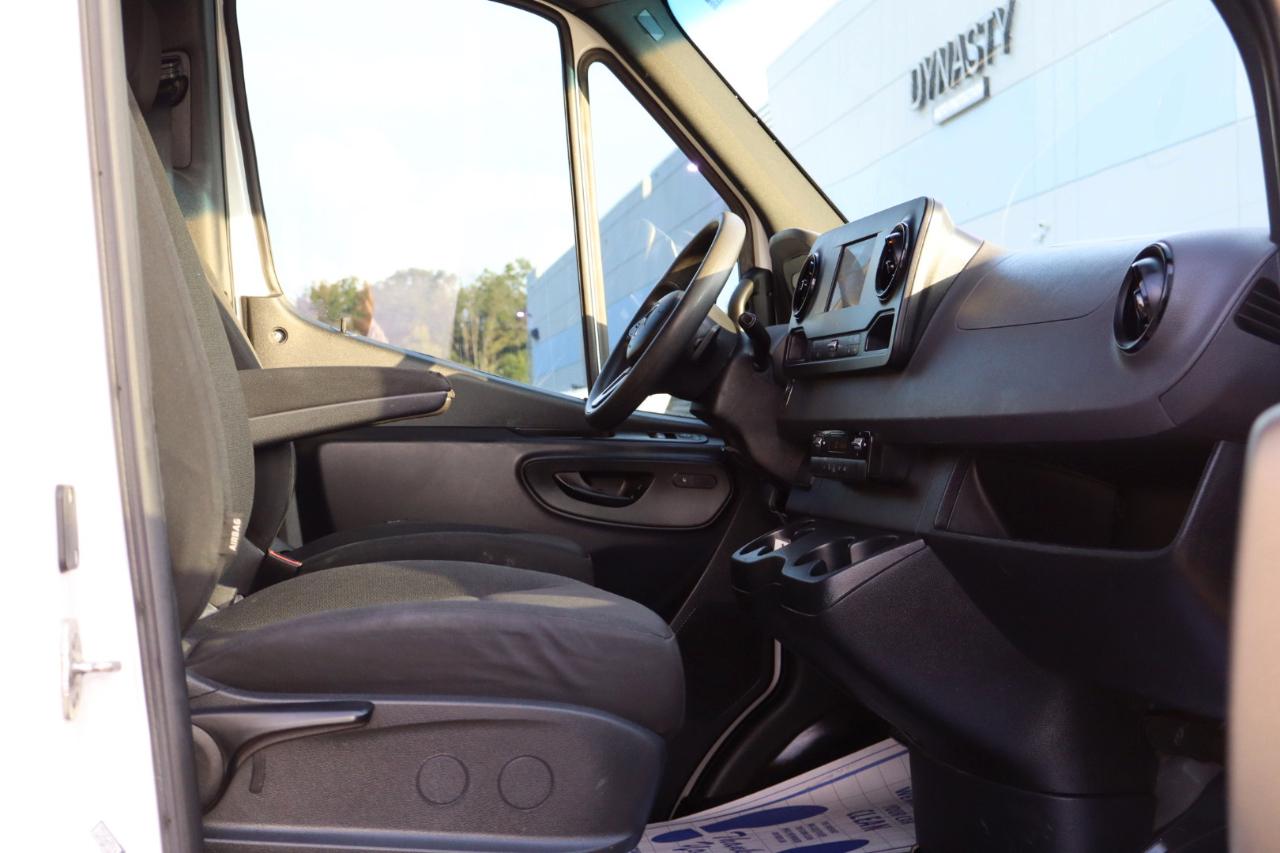 Mercedes-Benz Sprinter 2500 144-in. WB 2024