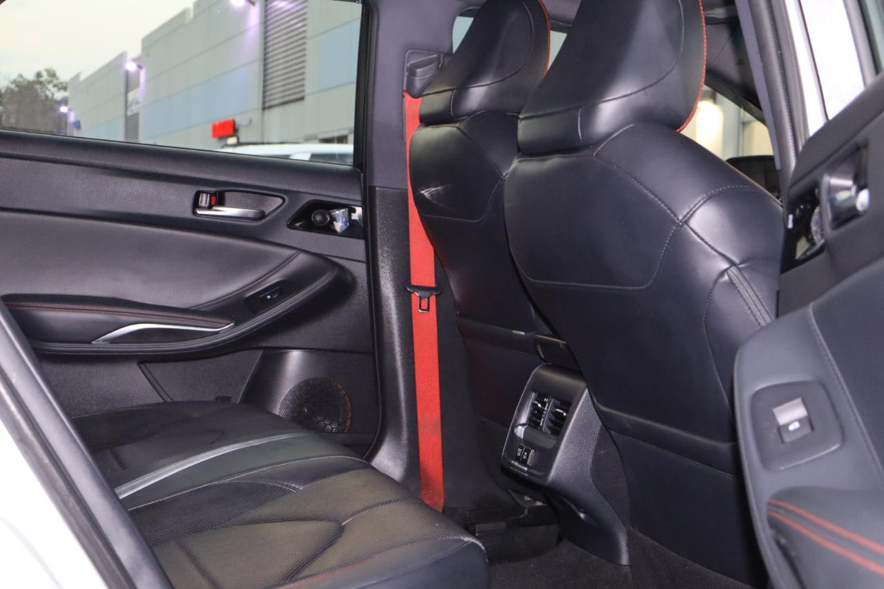 Toyota Avalon TRD 2021