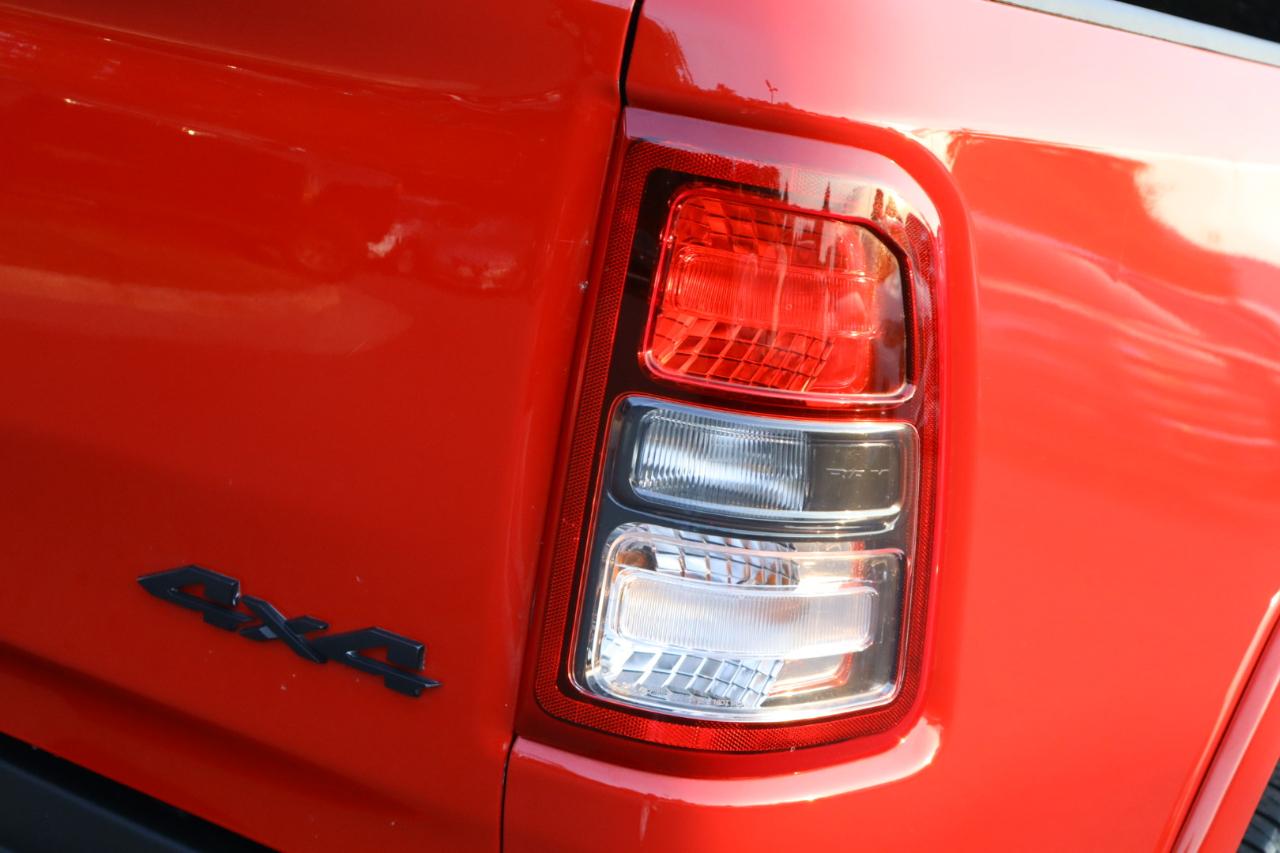 RAM 1500 Big Horn Crew Cab SWB 4WD 2020