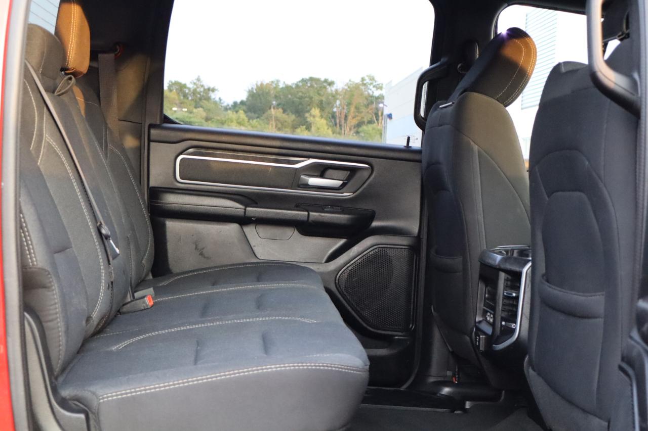 RAM 1500 Big Horn Crew Cab SWB 4WD 2020