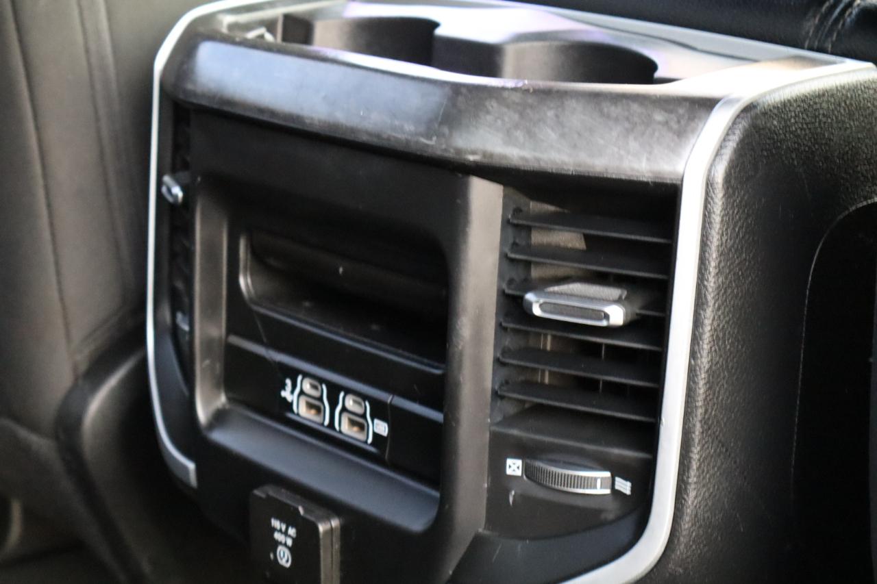 RAM 1500 Big Horn Crew Cab SWB 4WD 2020