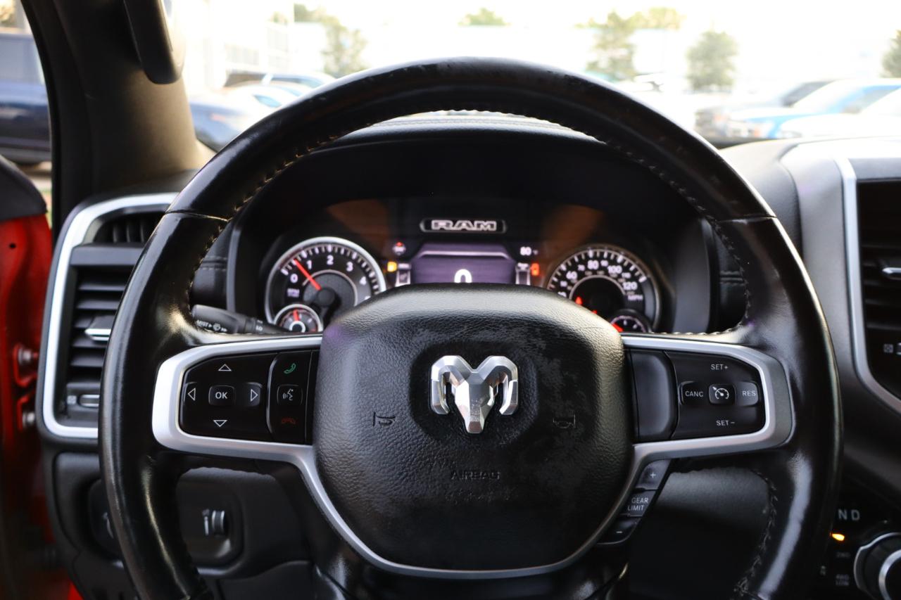 RAM 1500 Big Horn Crew Cab SWB 4WD 2020