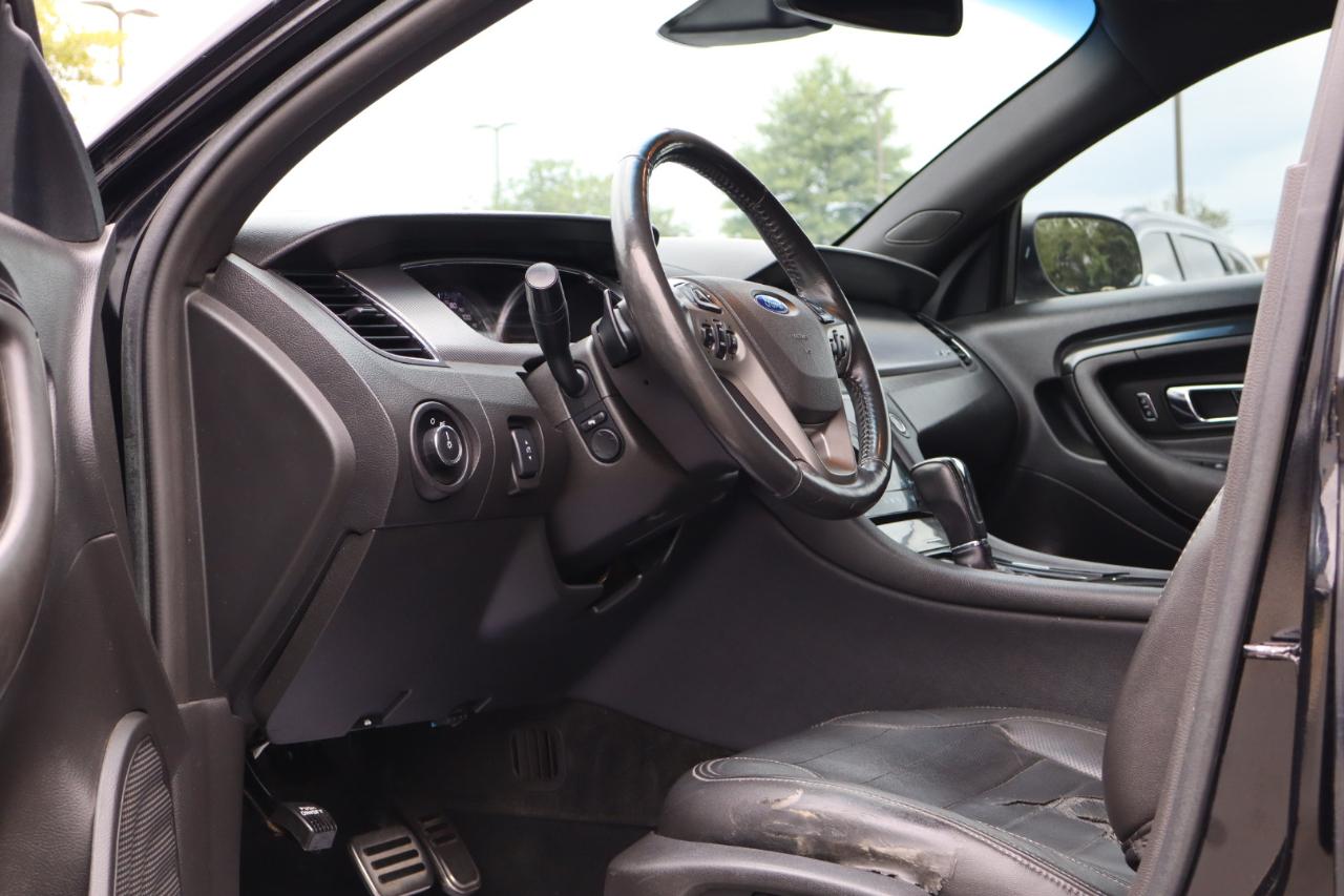 Ford Taurus SHO AWD 2016