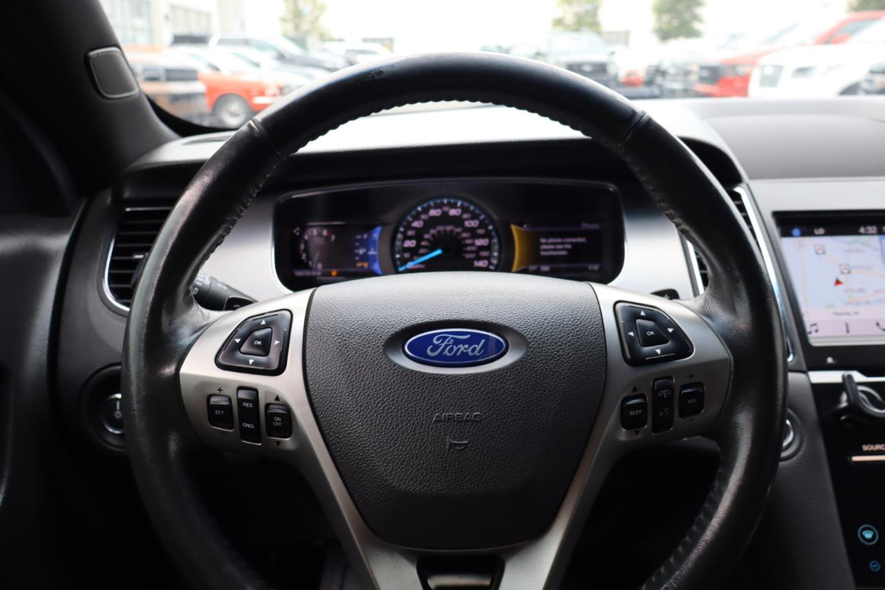 Ford Taurus SHO AWD 2016