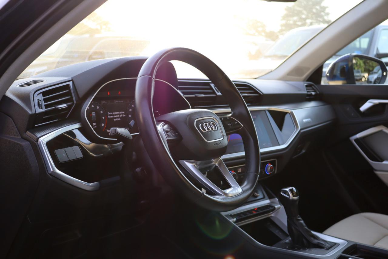 Audi Q3 S line Premium quattro 2022