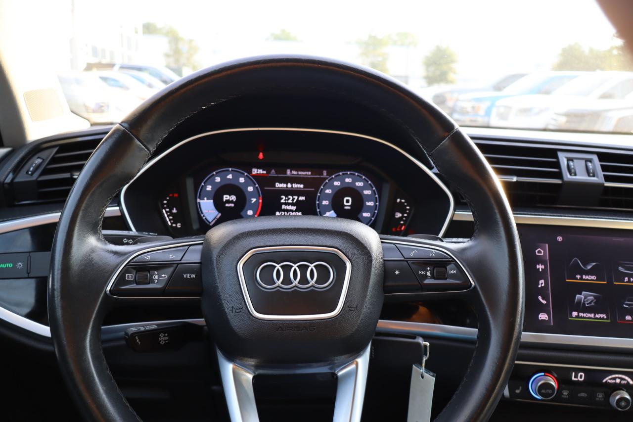 Audi Q3 S line Premium quattro 2022