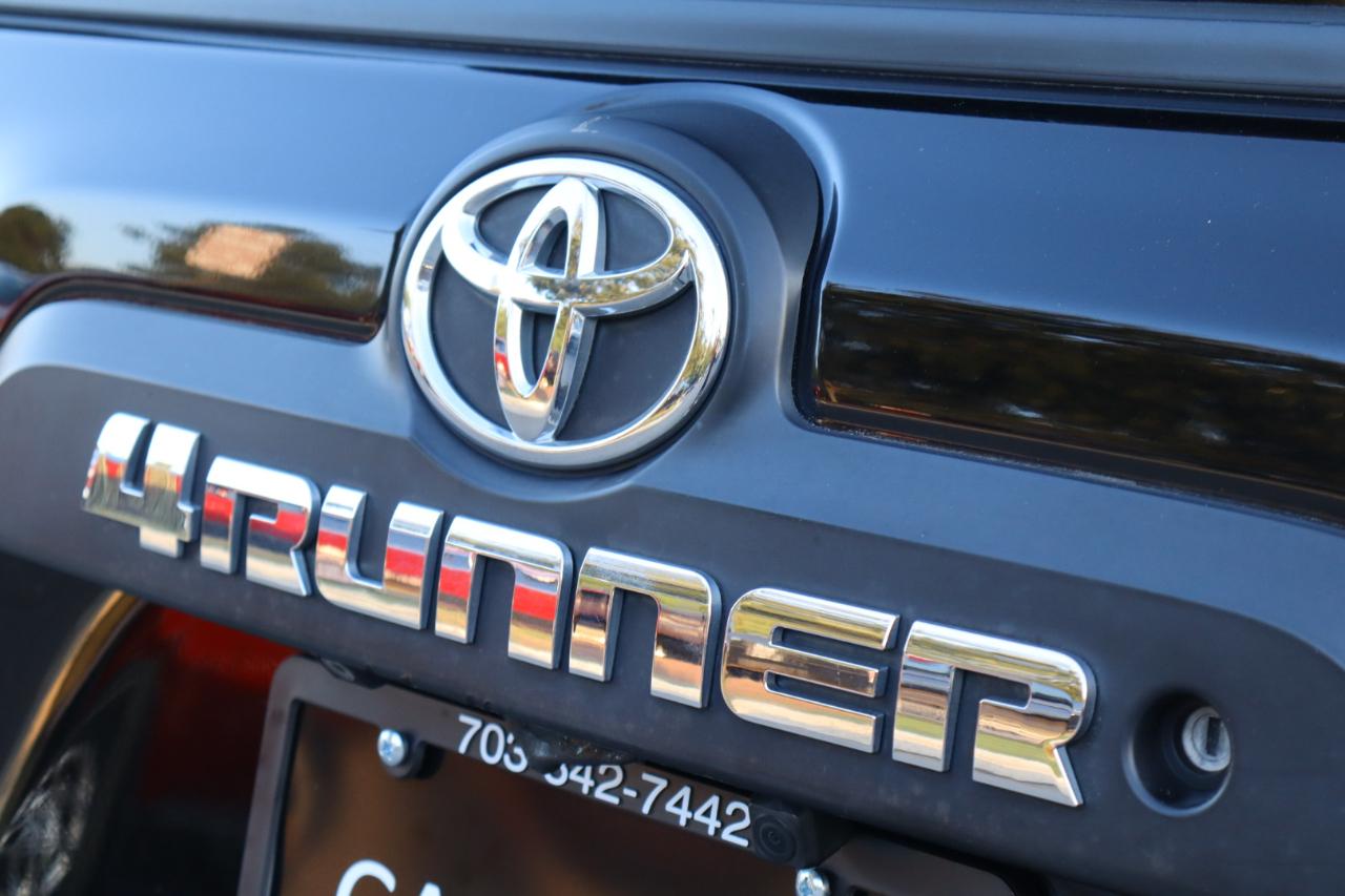Toyota 4Runner SR5 4WD 2013