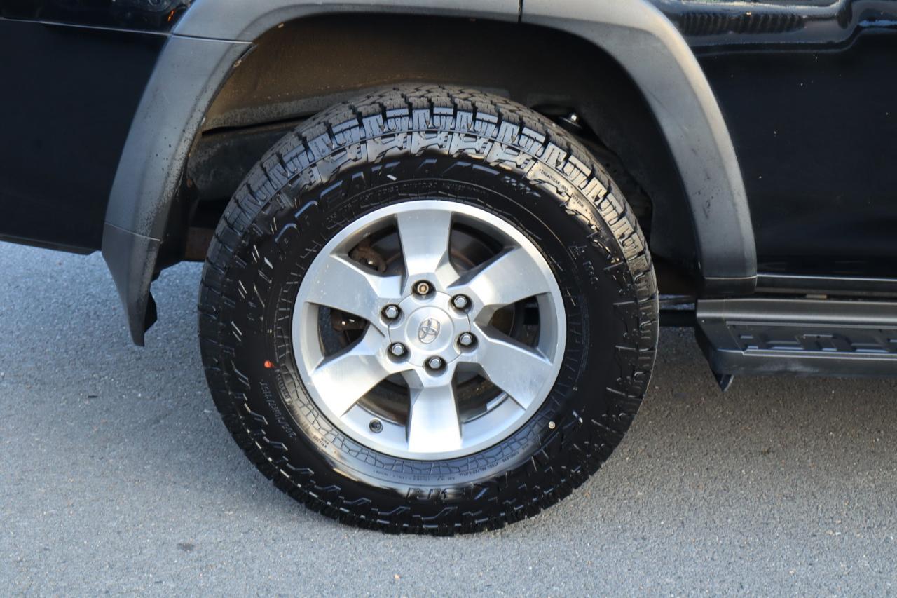 Toyota 4Runner SR5 4WD 2013