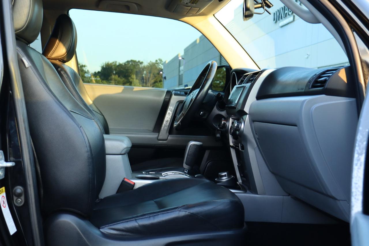 Toyota 4Runner SR5 4WD 2013