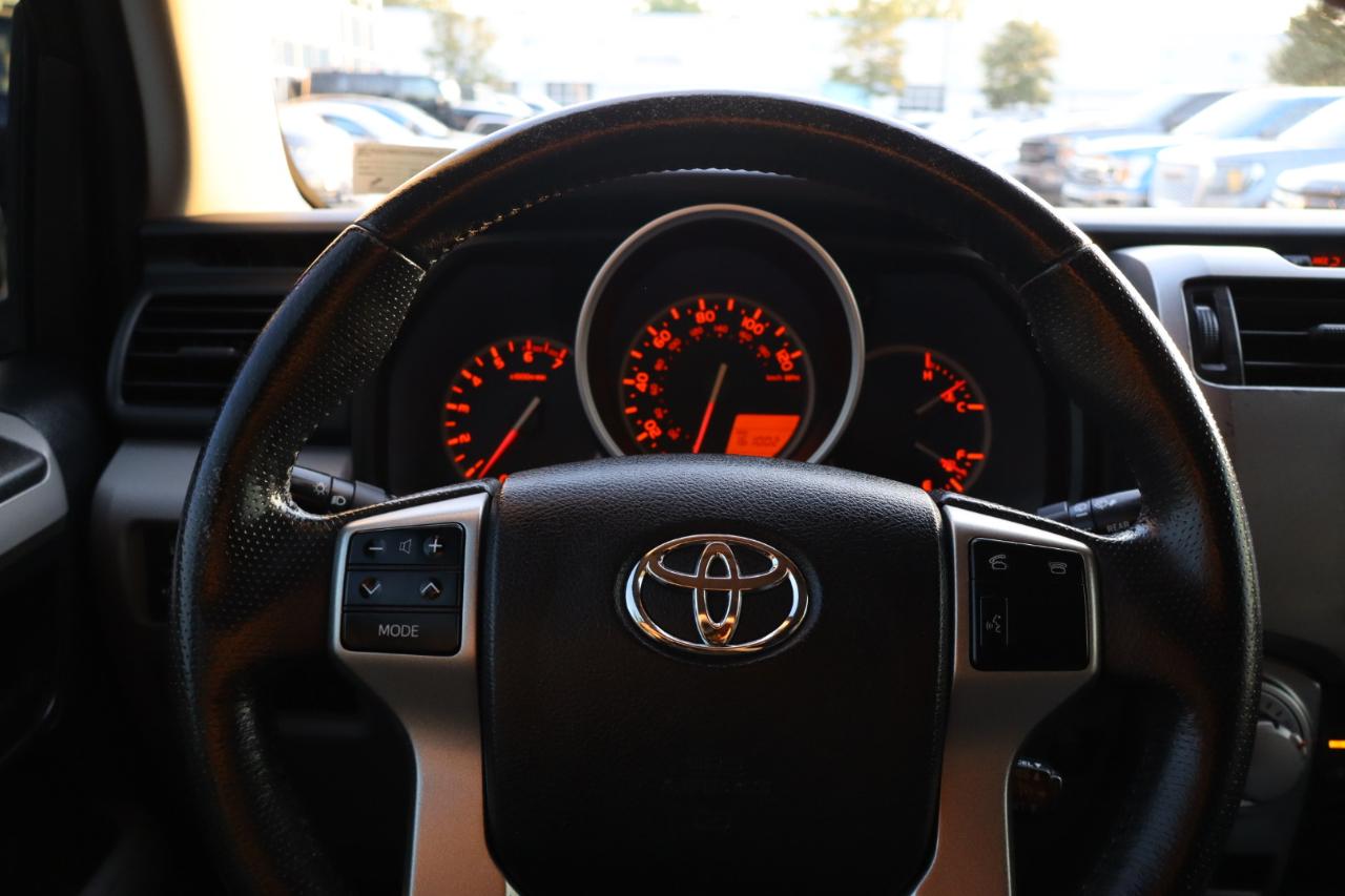 Toyota 4Runner SR5 4WD 2013