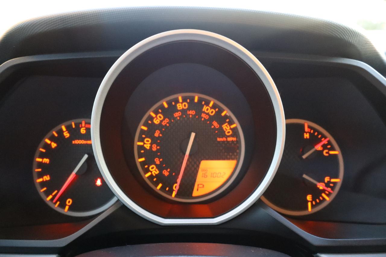 Toyota 4Runner SR5 4WD 2013