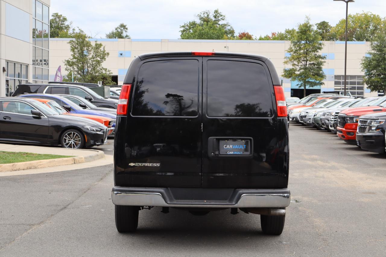 Chevrolet Express photo 6