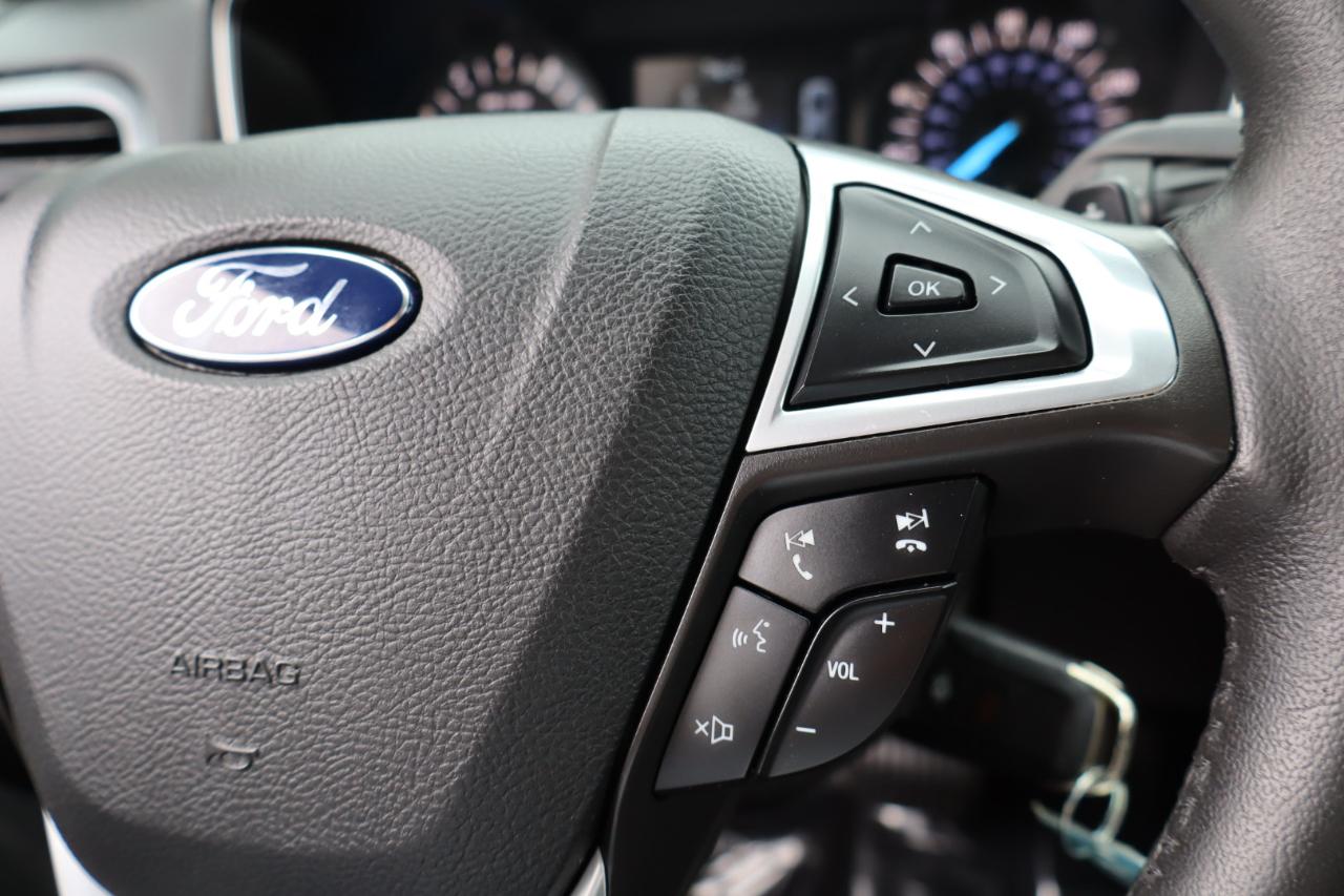 Ford Fusion photo 23