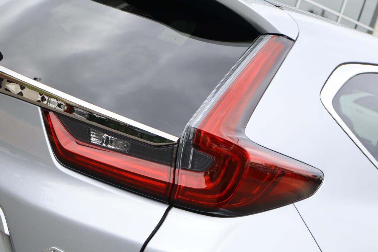Honda CR-V photo 10