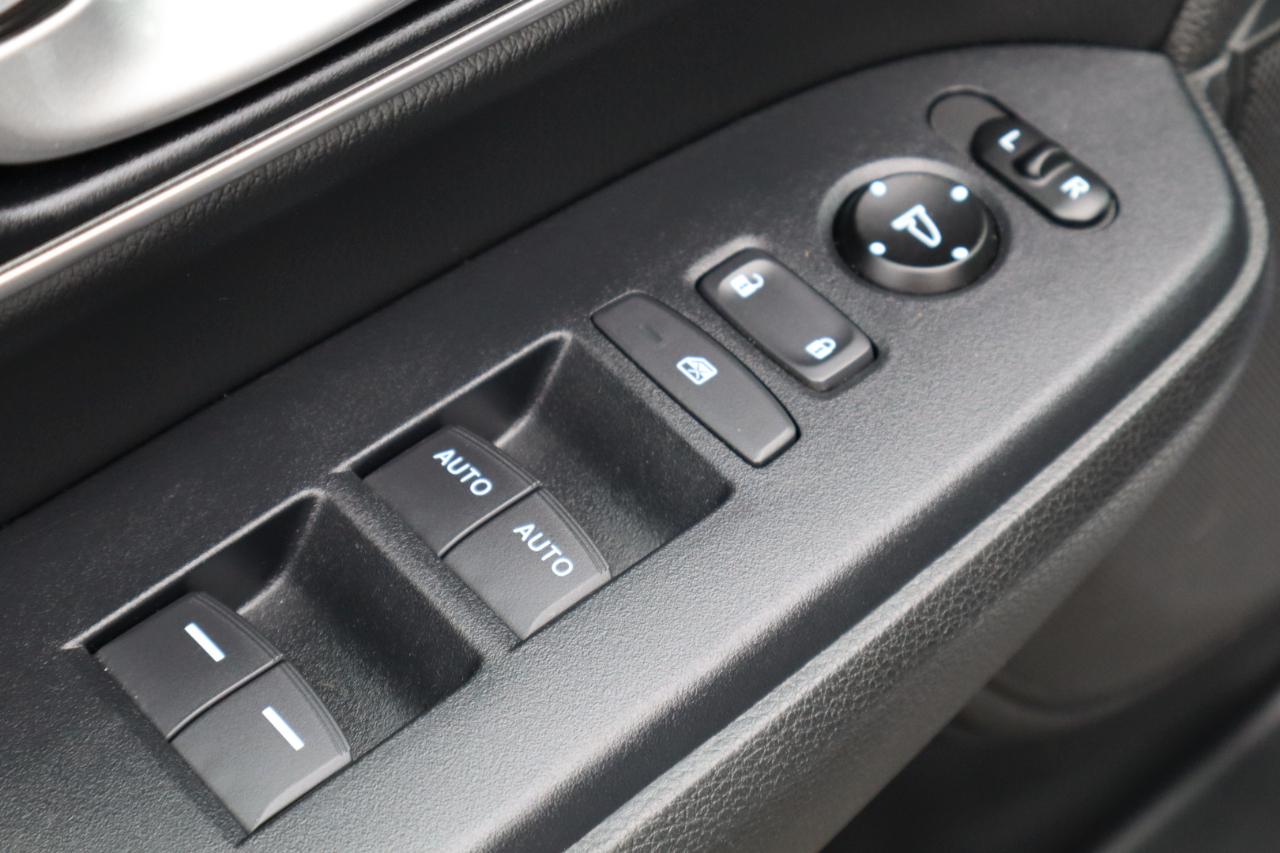 Honda CR-V photo 30