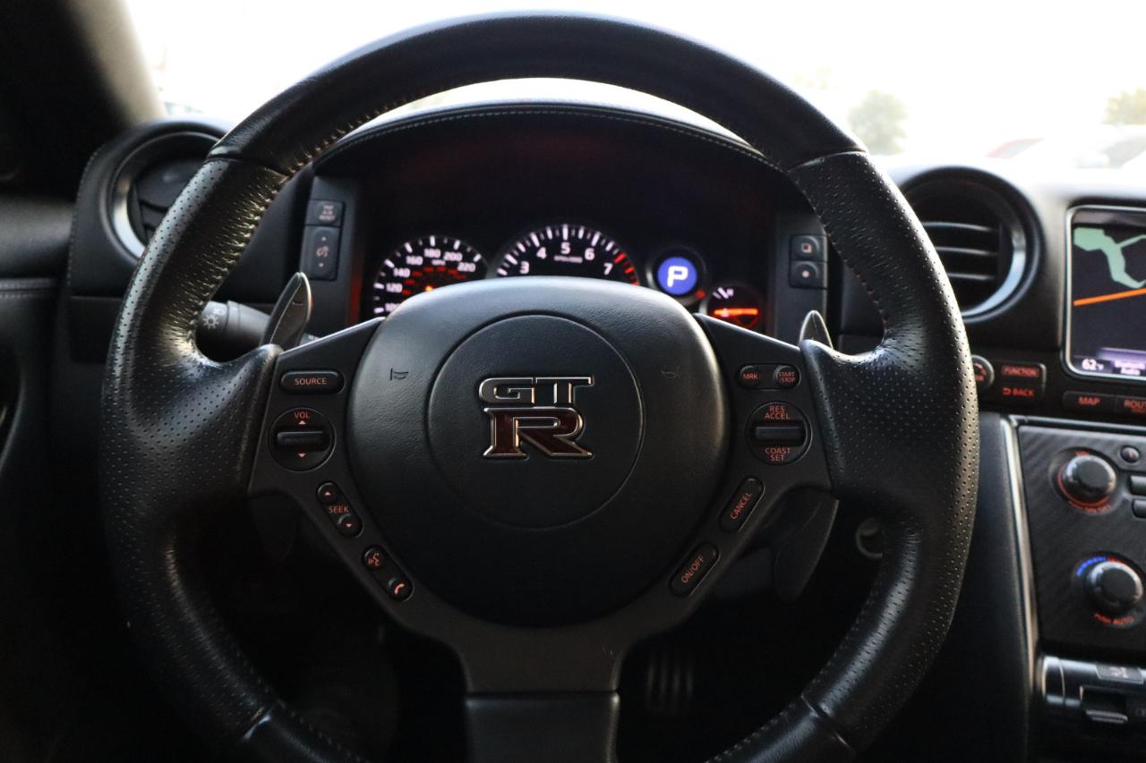 Nissan GT-R Premium 2015