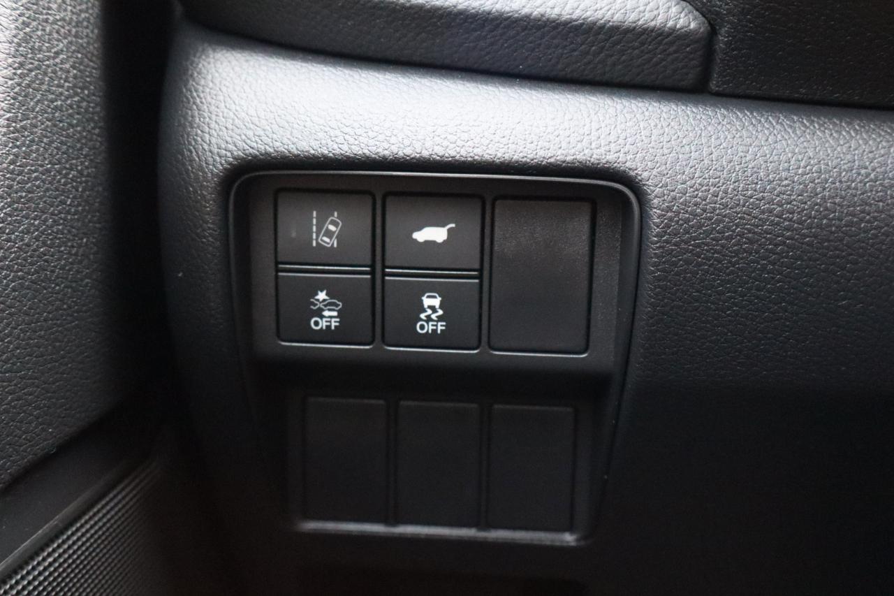Honda CR-V photo 25