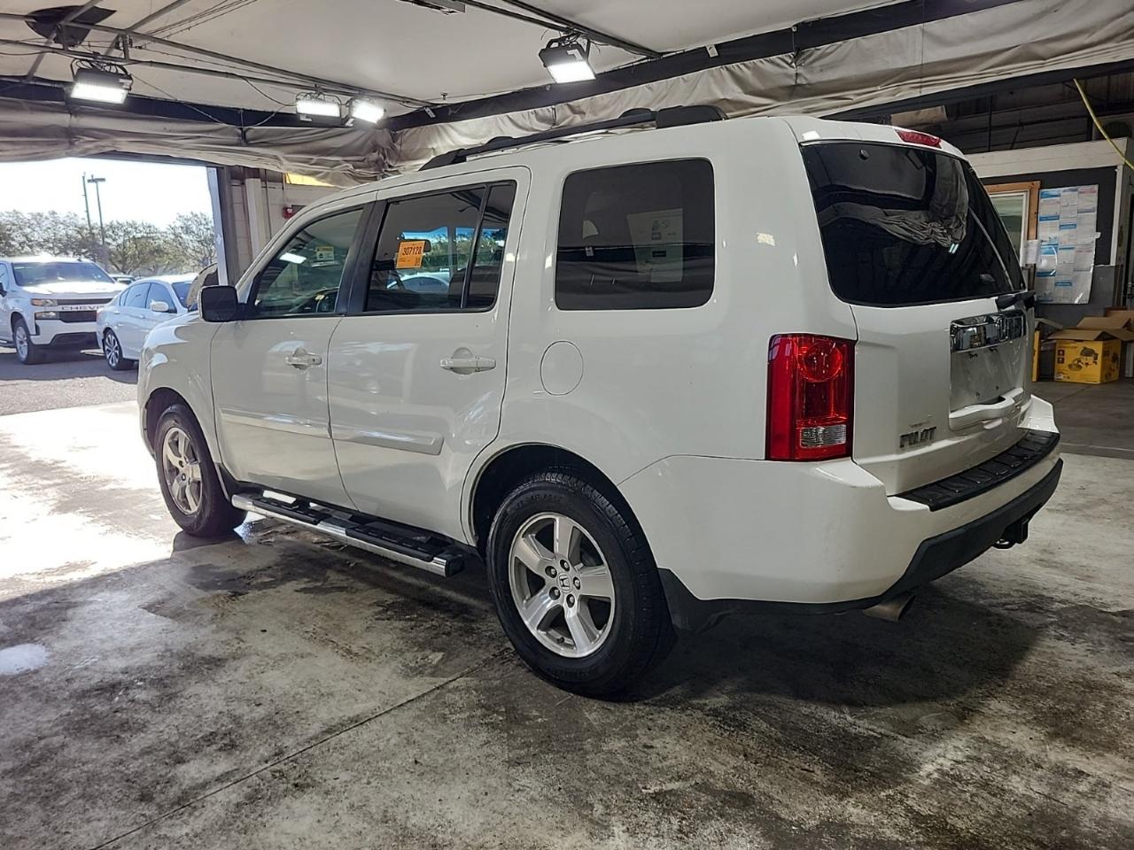 Honda Pilot EX-L 2WD 5-Spd AT 2010