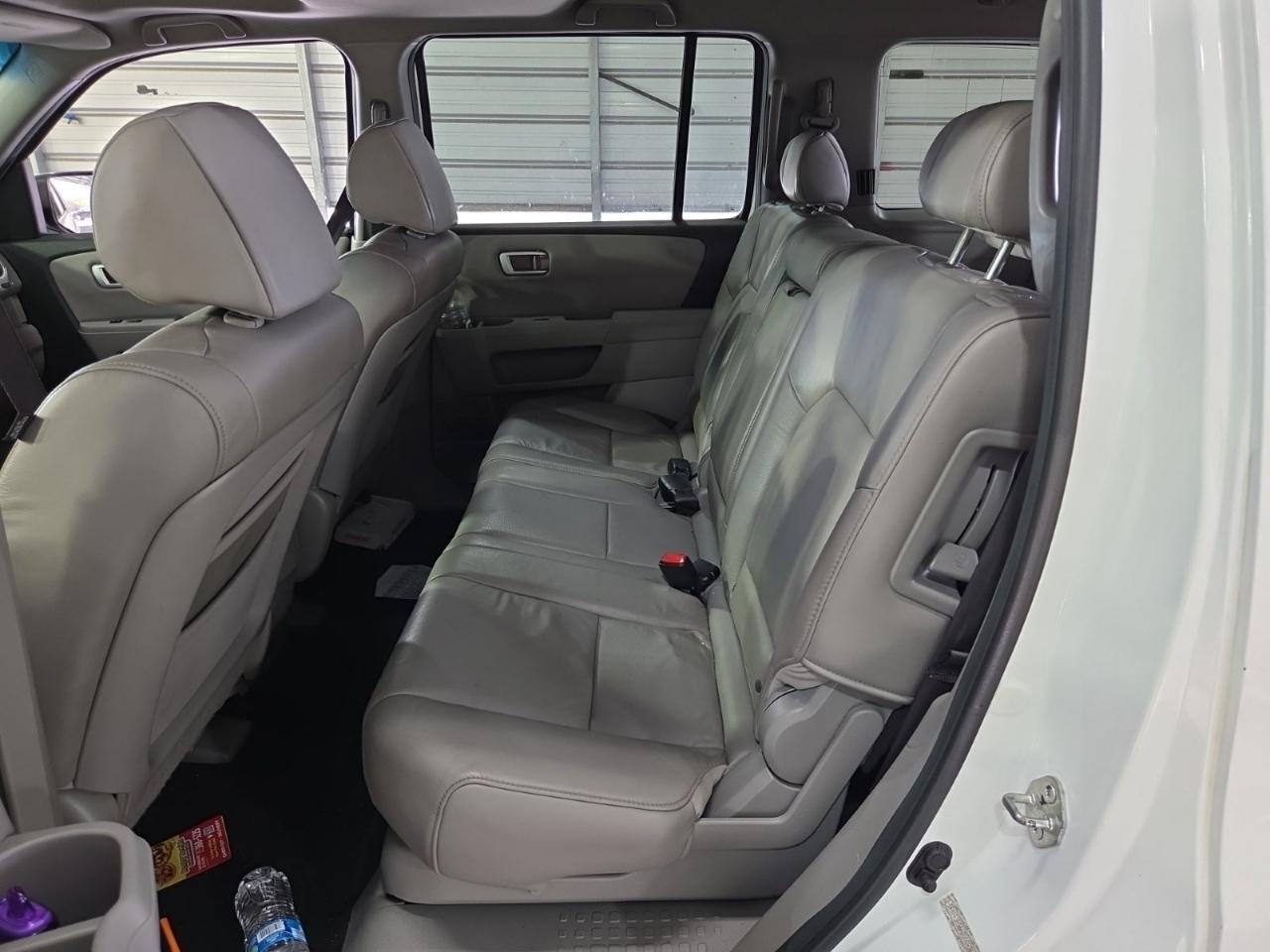 Honda Pilot EX-L 2WD 5-Spd AT 2010