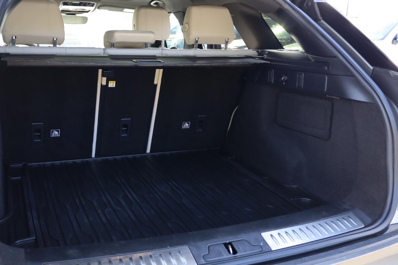 Land Rover Range Rover Velar R-Dynamic SE 2018