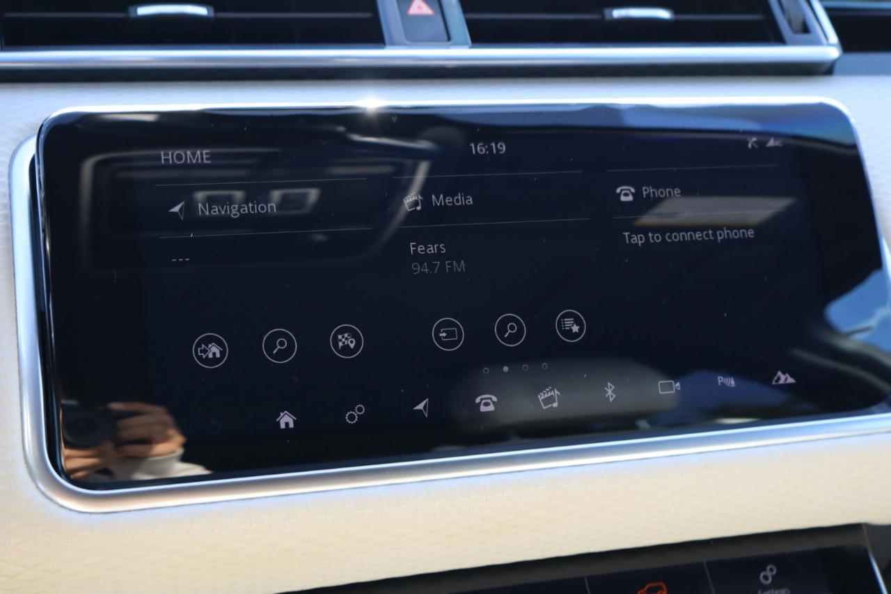 Land Rover Range Rover Velar R-Dynamic SE 2018