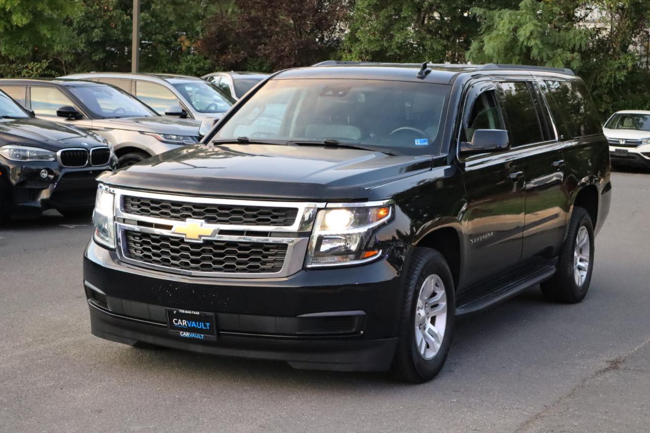 Chevrolet Suburban photo 3