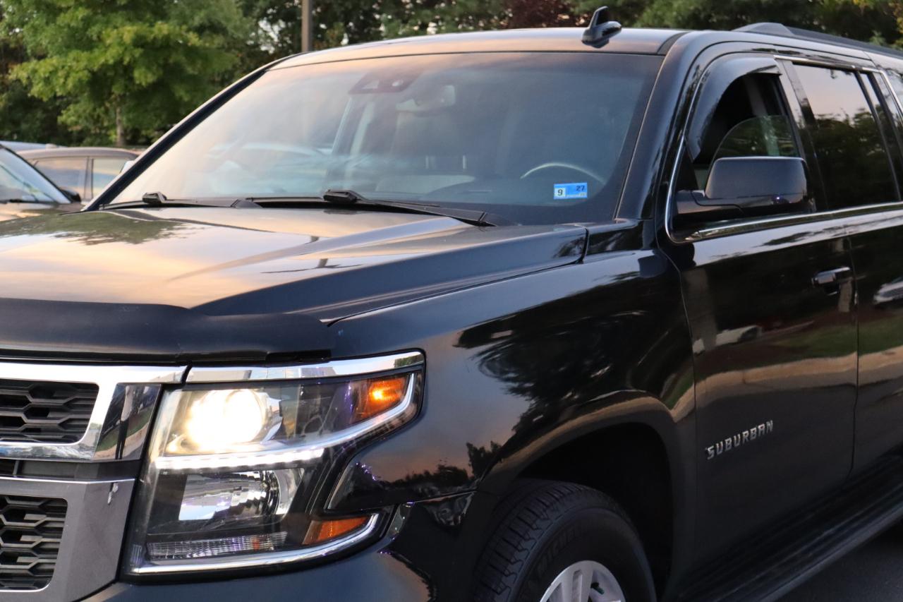 Chevrolet Suburban photo 15