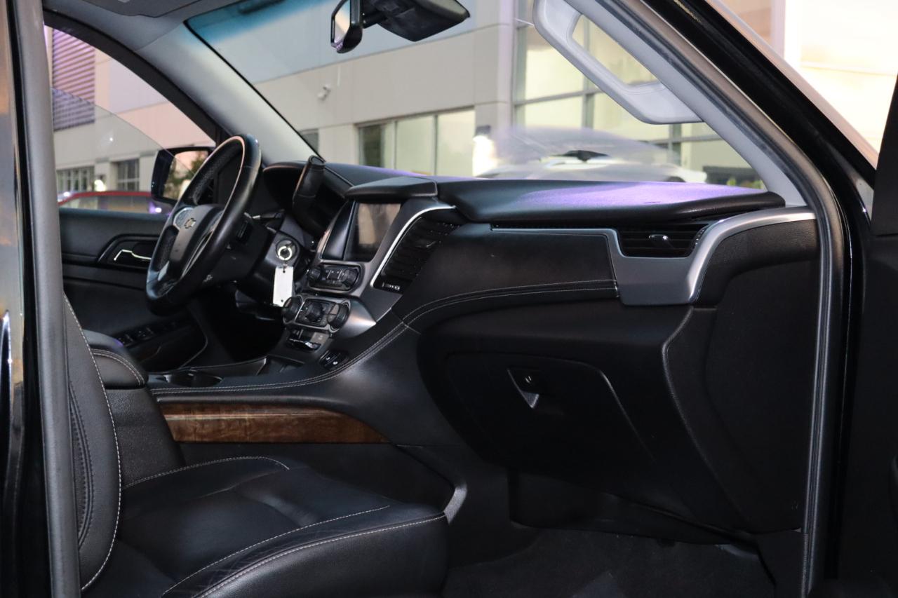 Chevrolet Suburban photo 22