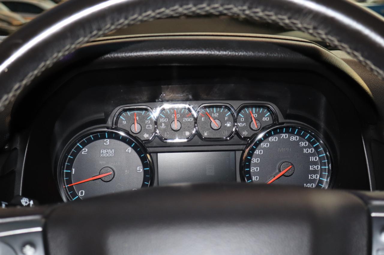 Chevrolet Suburban photo 38