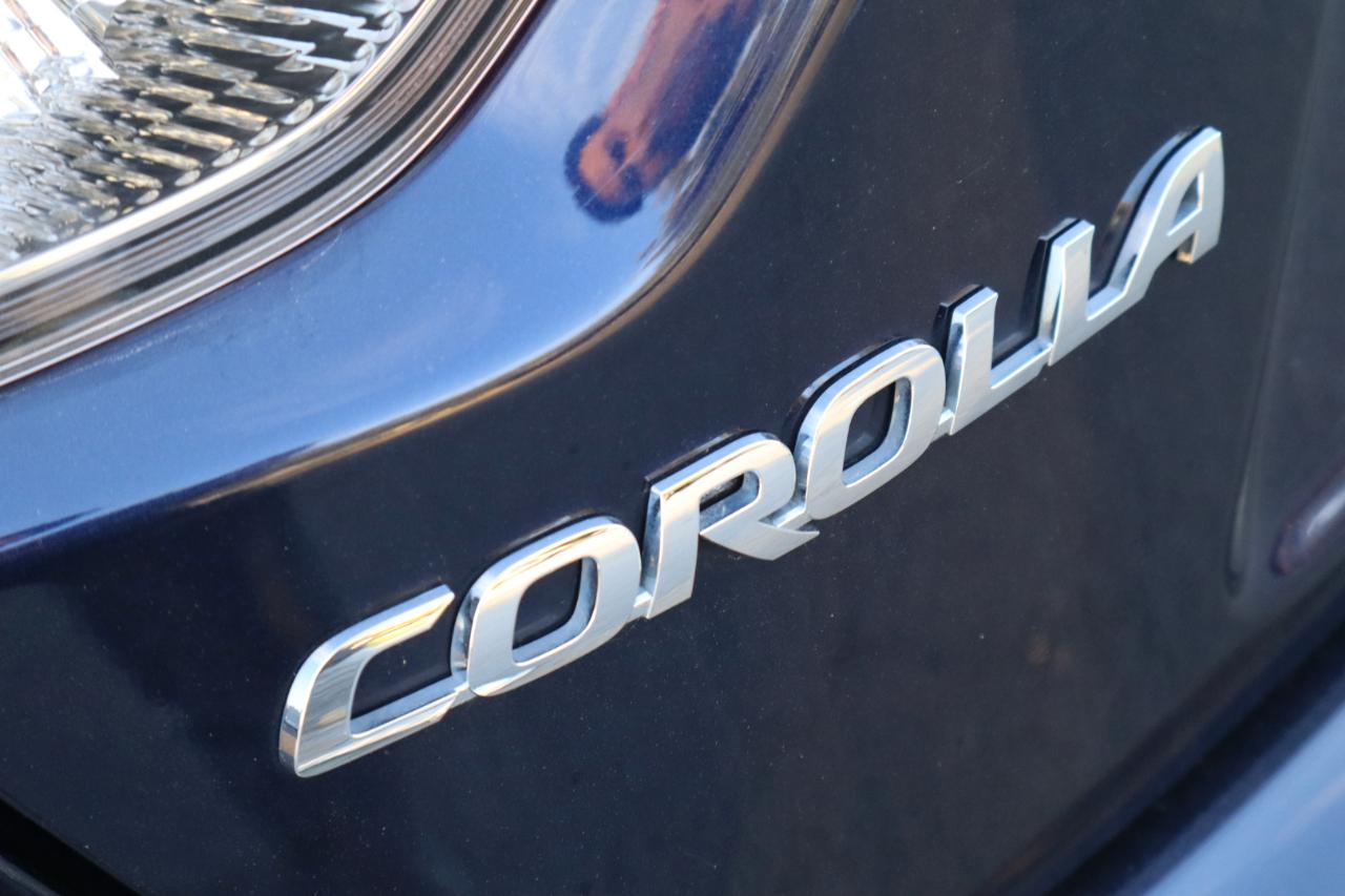Toyota Corolla Hybrid LE 2023