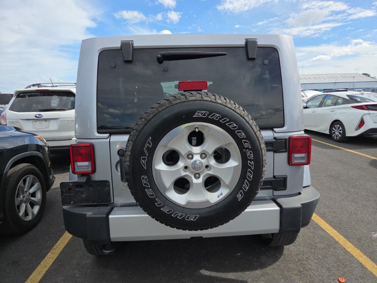 Jeep Wrangler Unlimited Sahara 4WD 2015