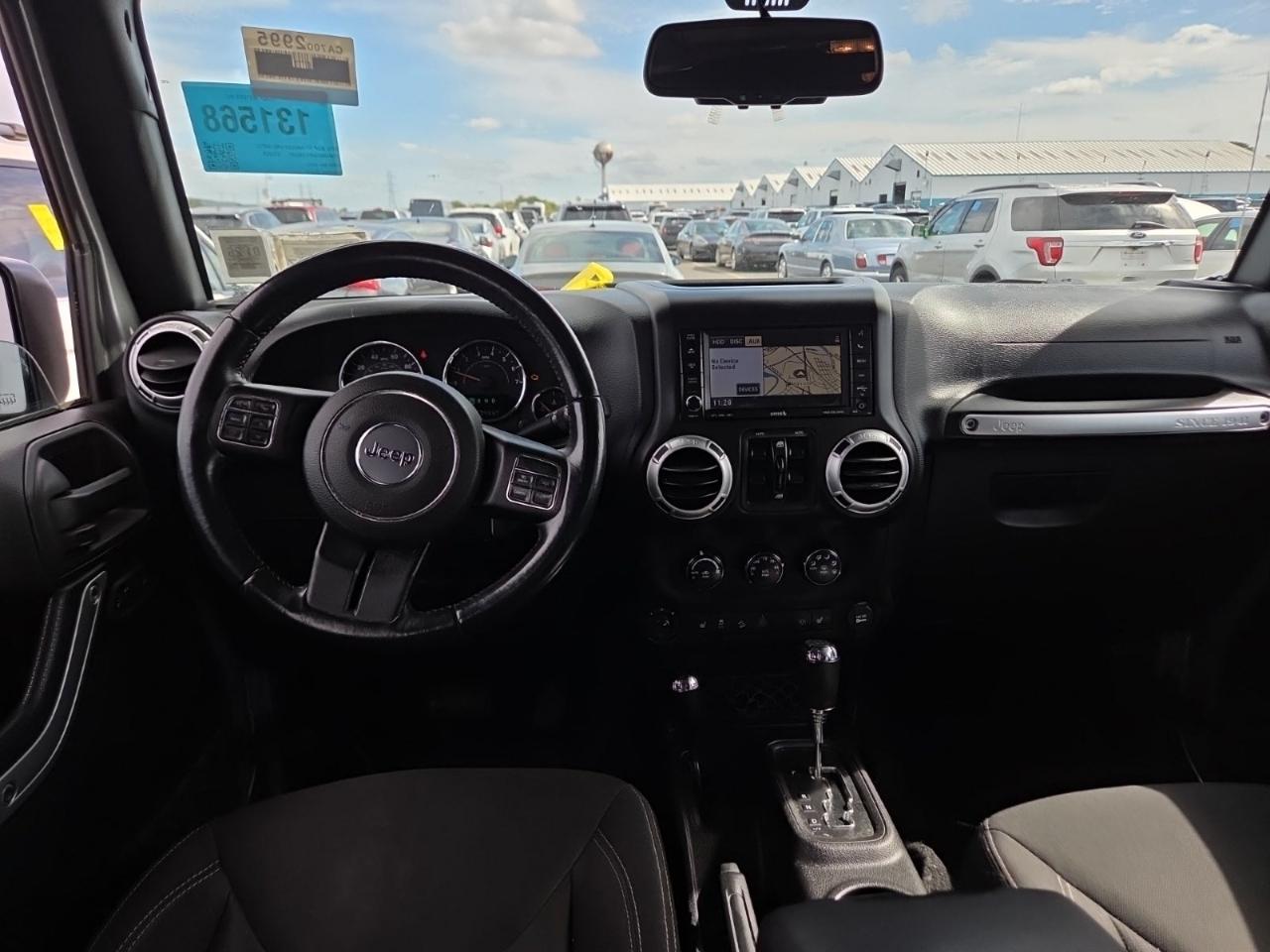 Jeep Wrangler Unlimited Sahara 4WD 2015