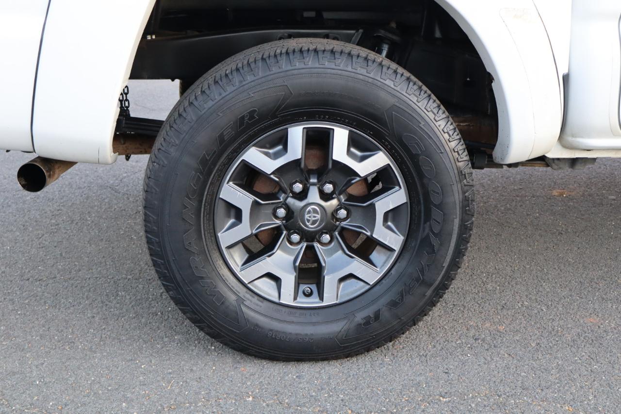 Toyota Tacoma PreRunner Double Cab I4 4AT 2WD 2015