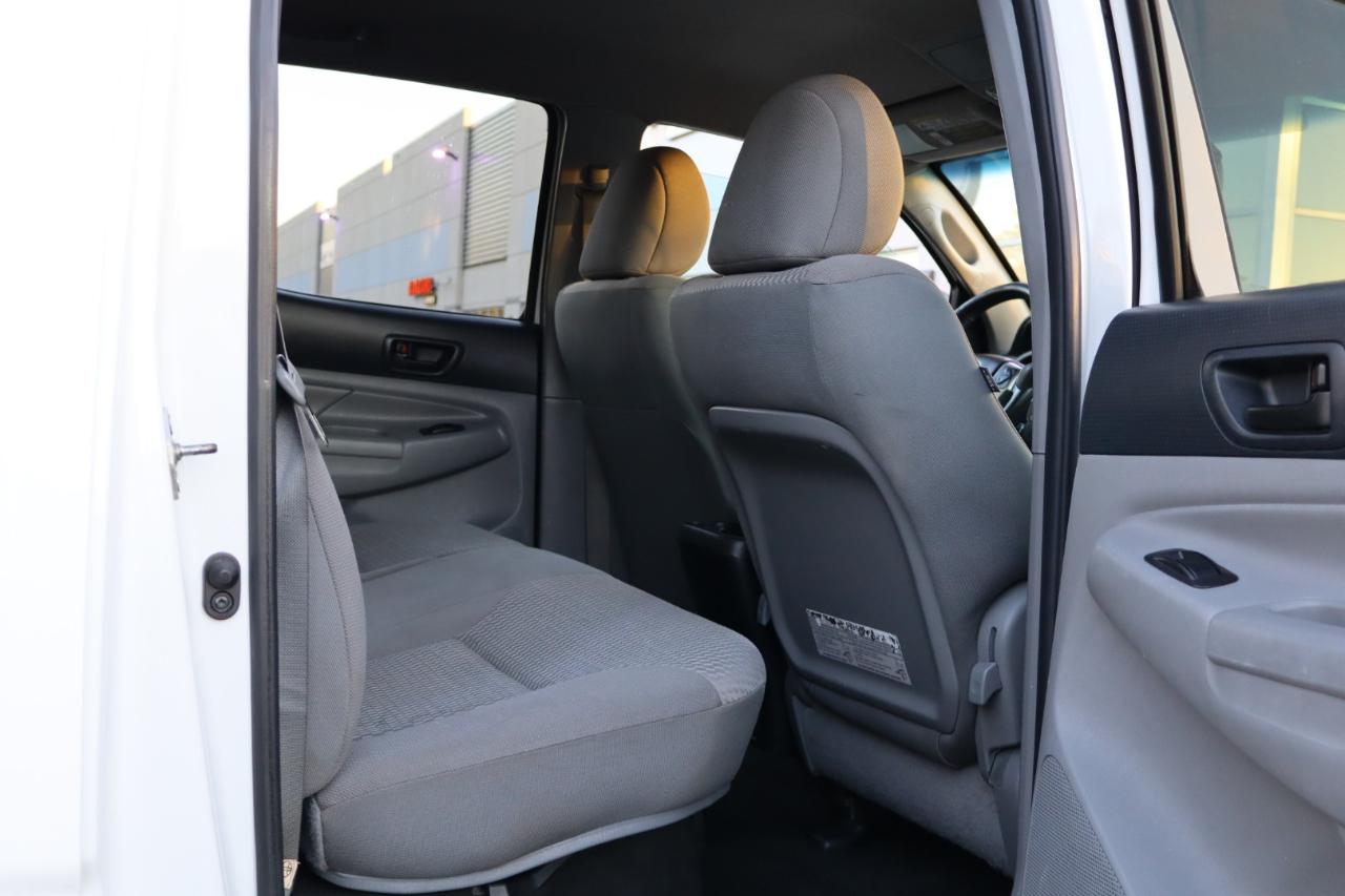 Toyota Tacoma PreRunner Double Cab I4 4AT 2WD 2015