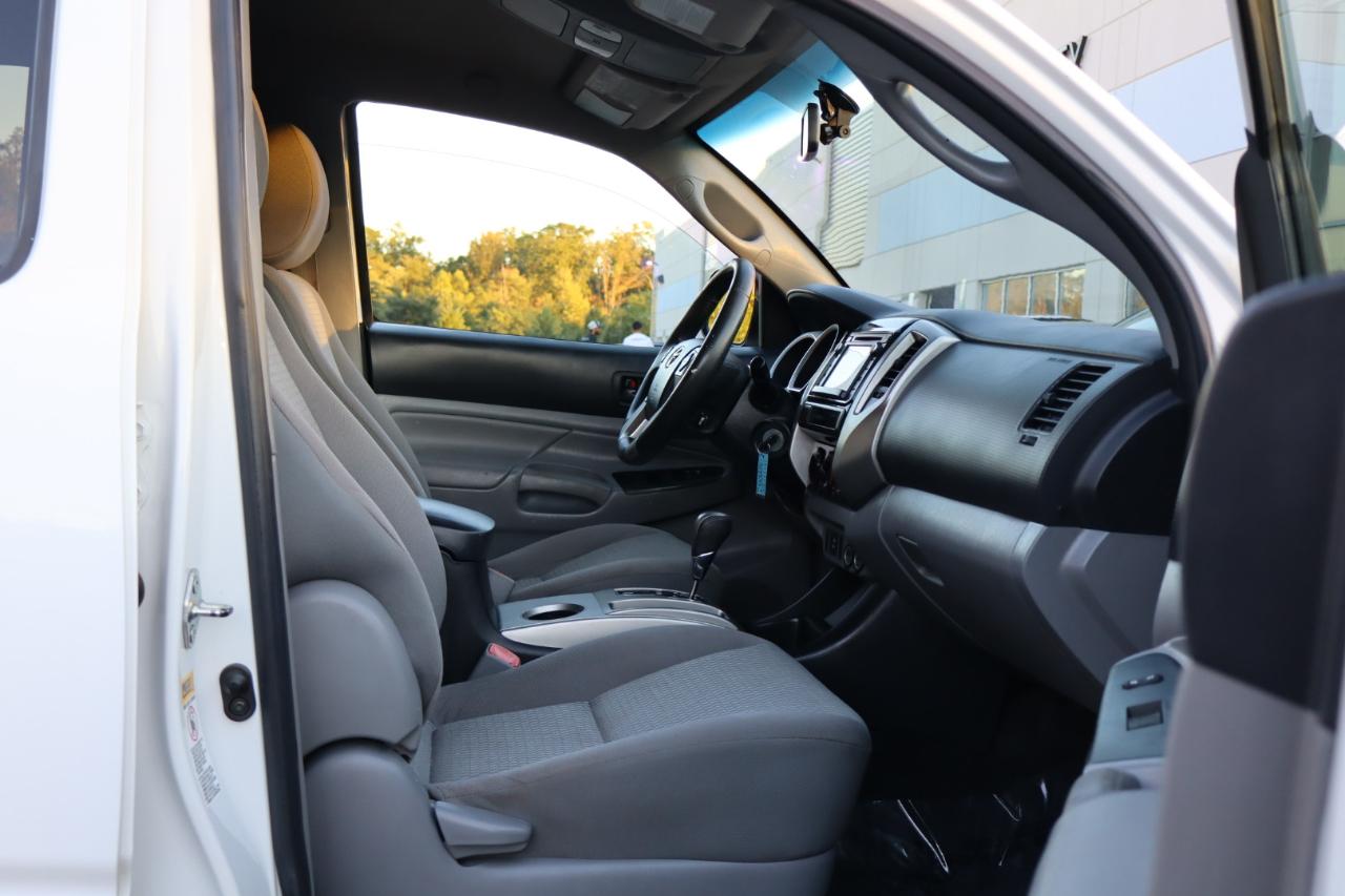 Toyota Tacoma PreRunner Double Cab I4 4AT 2WD 2015