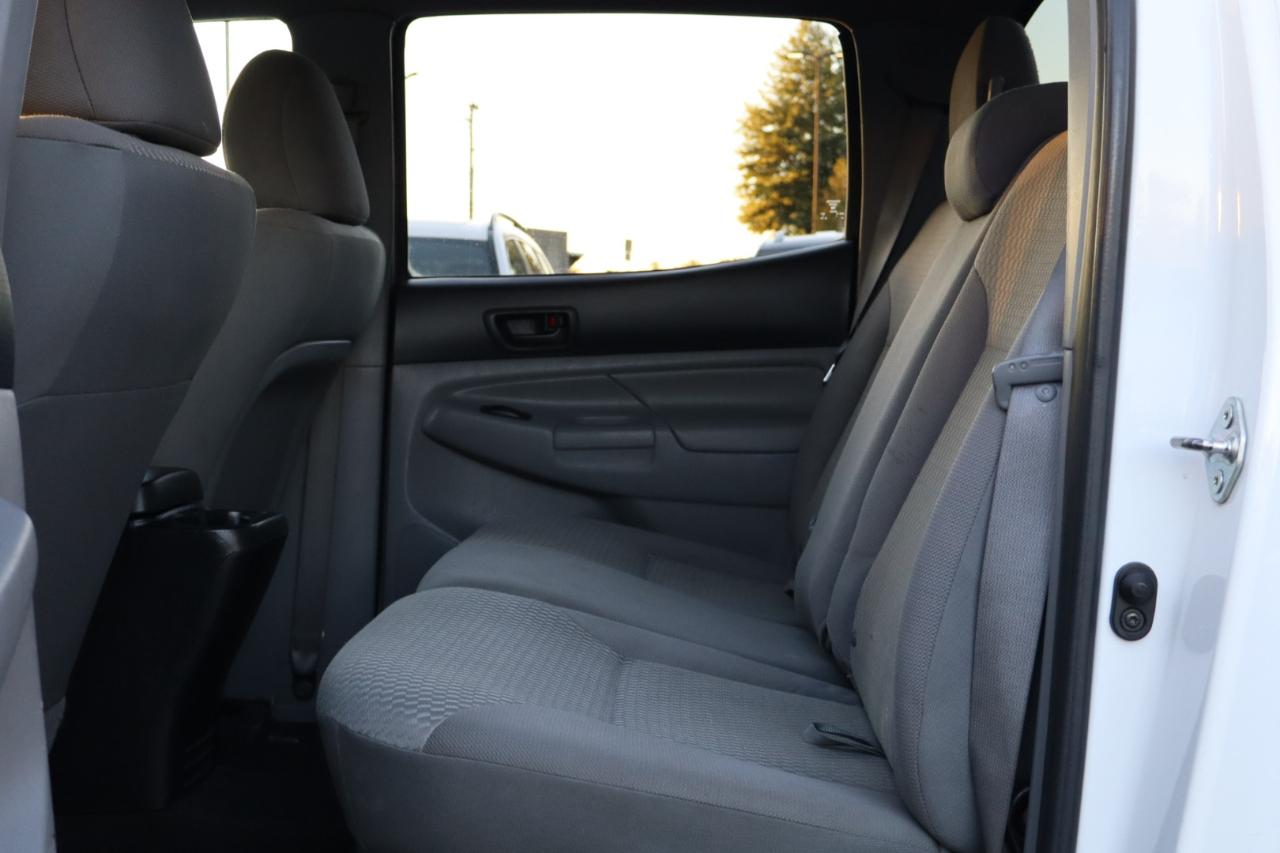 Toyota Tacoma PreRunner Double Cab I4 4AT 2WD 2015