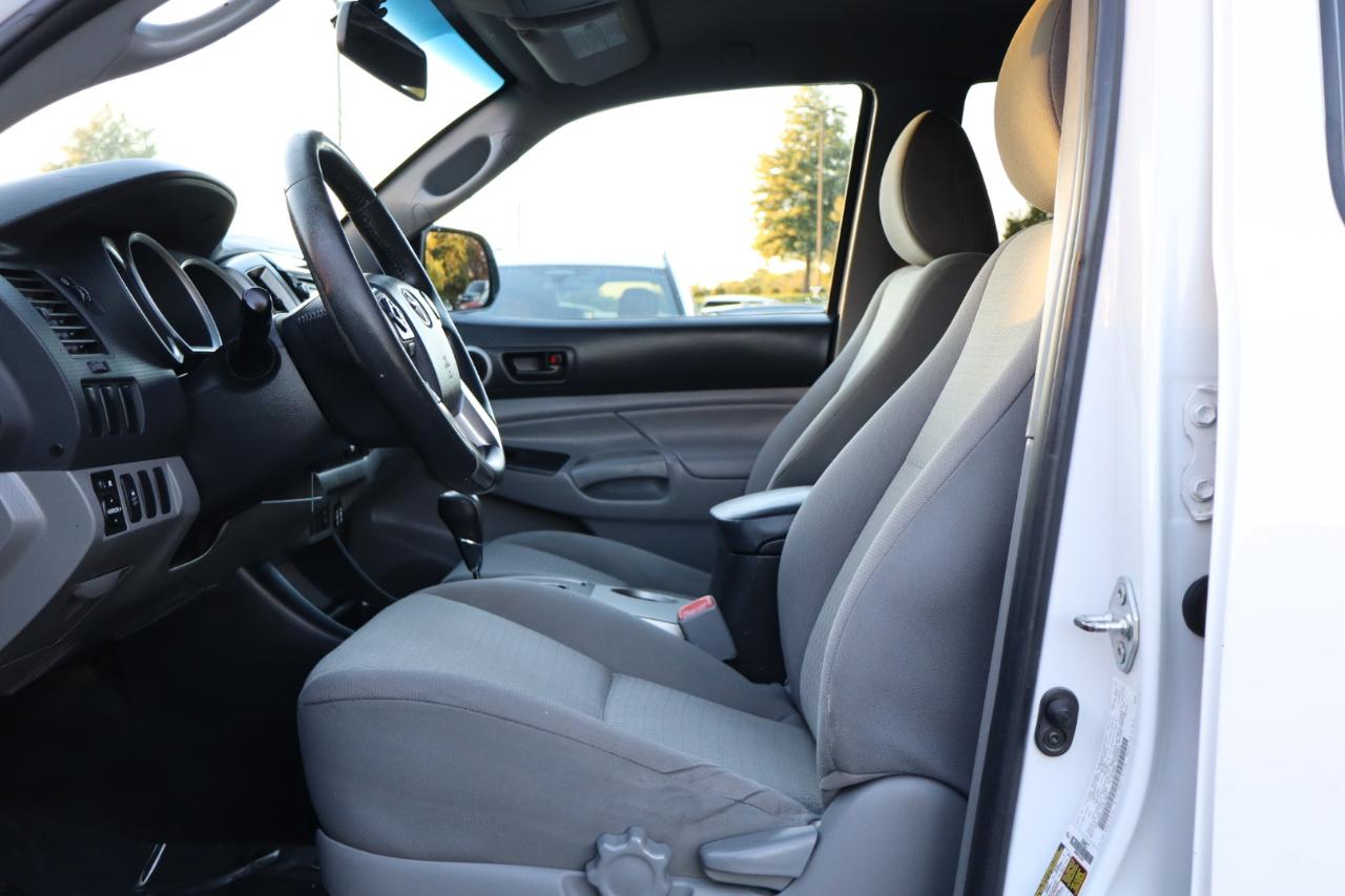Toyota Tacoma PreRunner Double Cab I4 4AT 2WD 2015