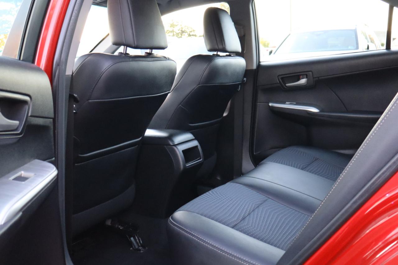Toyota Camry SE 2014