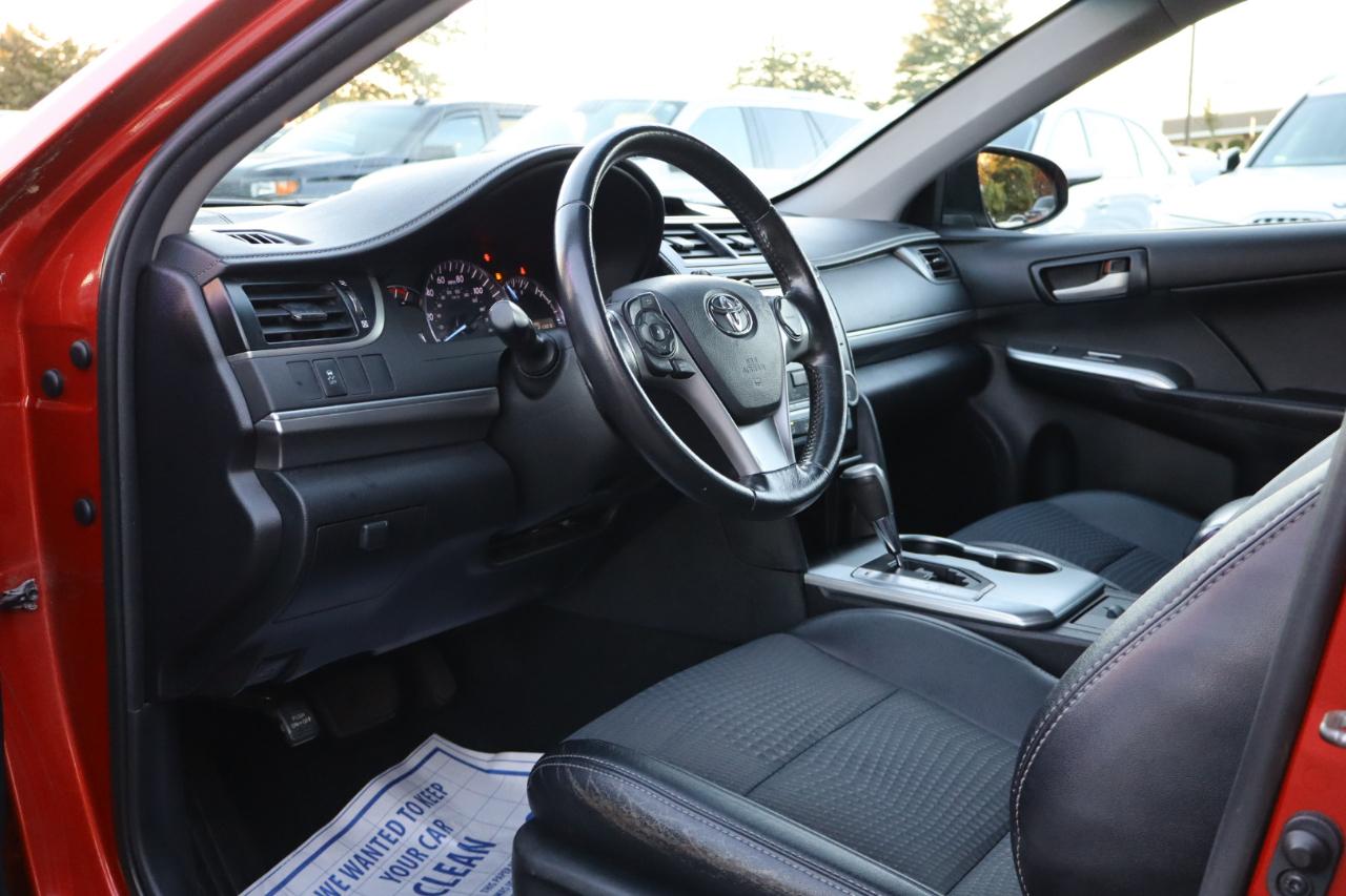Toyota Camry SE 2014