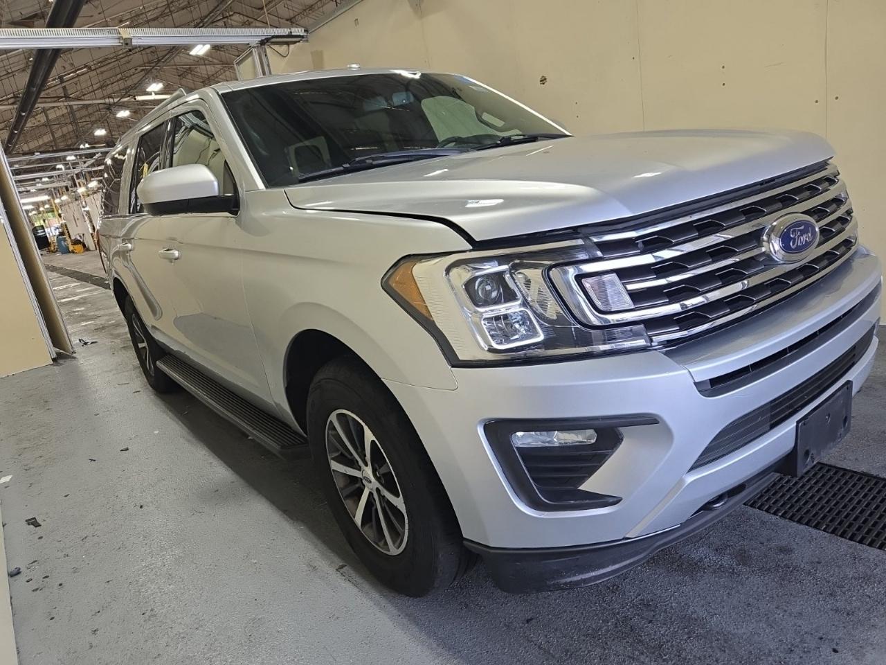 Ford Expedition MAX photo 5